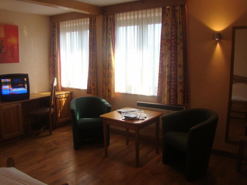 Hotel Restaurant N 4 Martelange المظهر الخارجي الصورة
